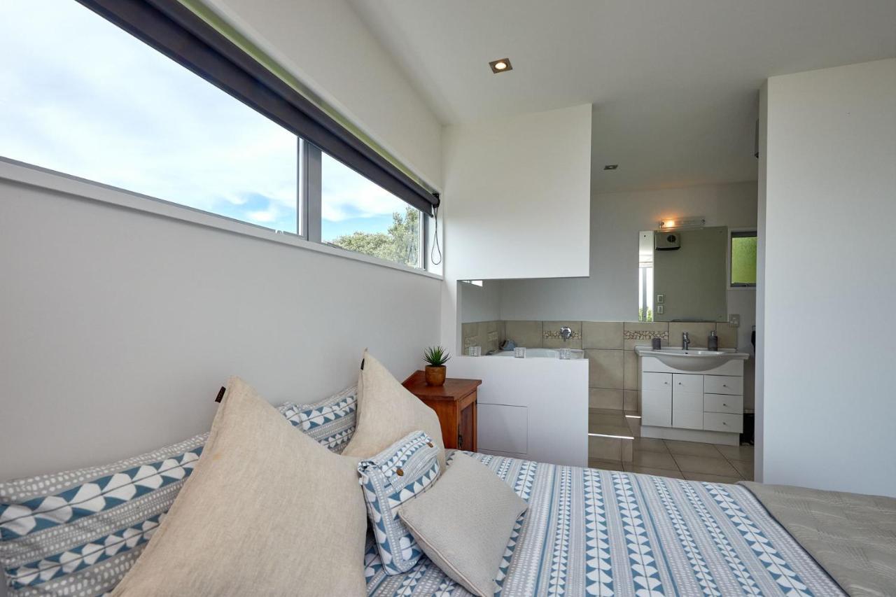 Bellbird Scenic Retreat - Views Of Alps And Ocean Villa Kaikoura Exteriör bild