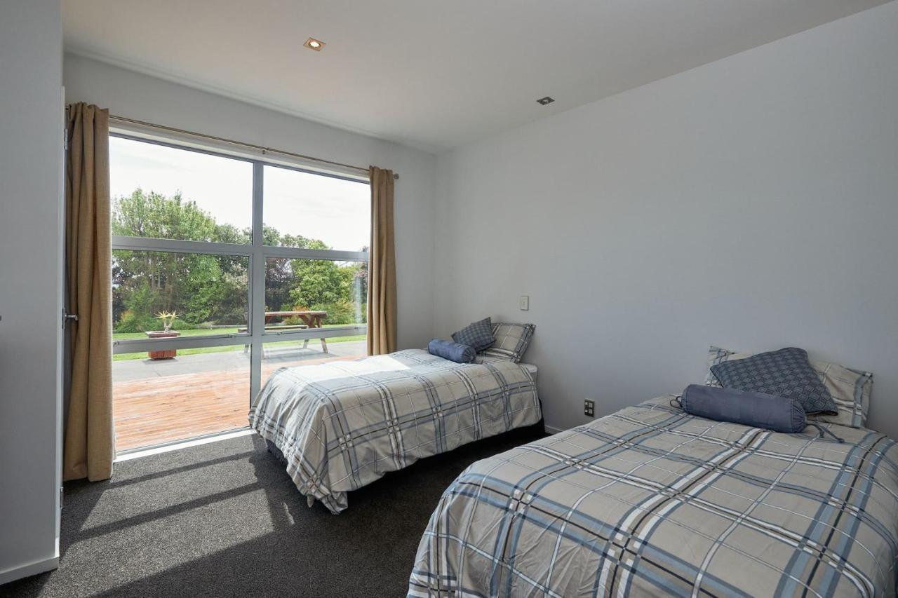 Bellbird Scenic Retreat - Views Of Alps And Ocean Villa Kaikoura Exteriör bild