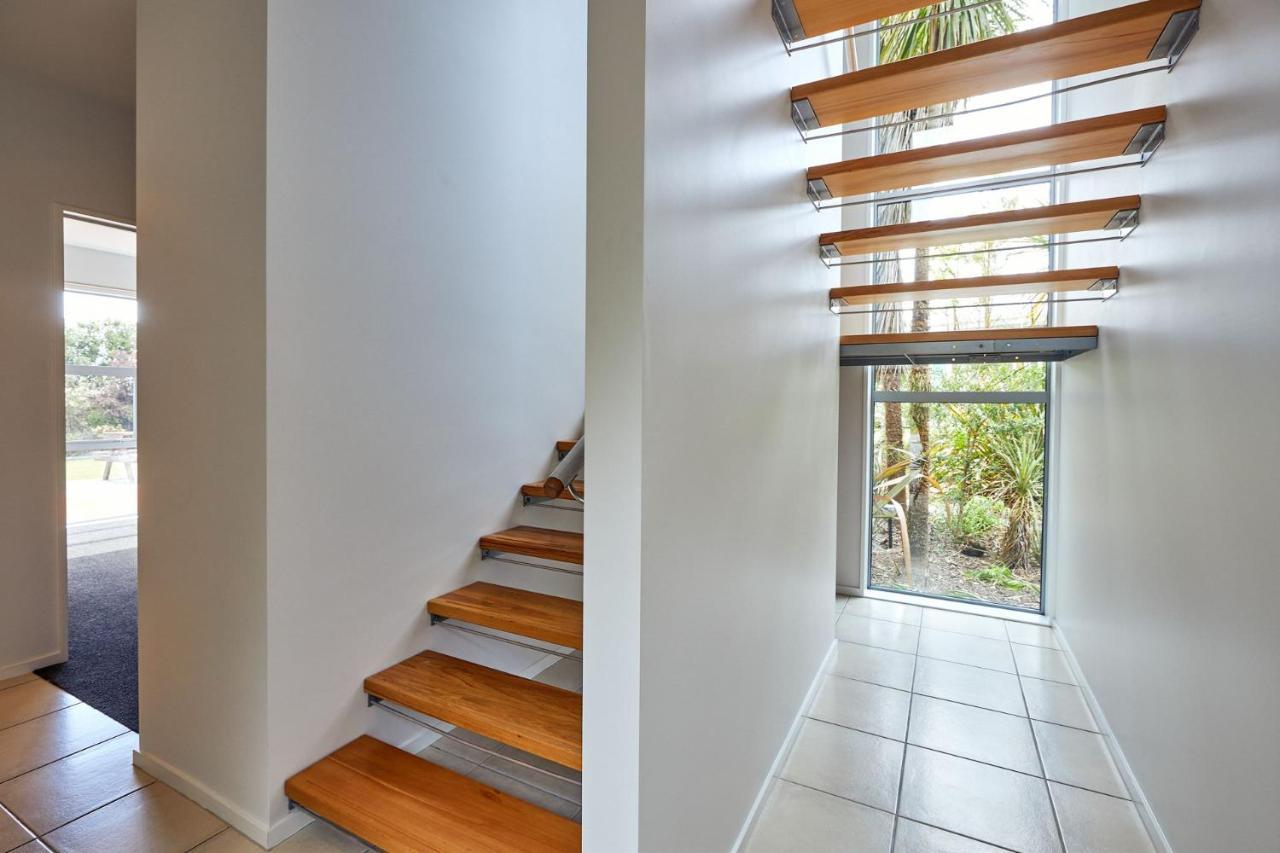 Bellbird Scenic Retreat - Views Of Alps And Ocean Villa Kaikoura Exteriör bild